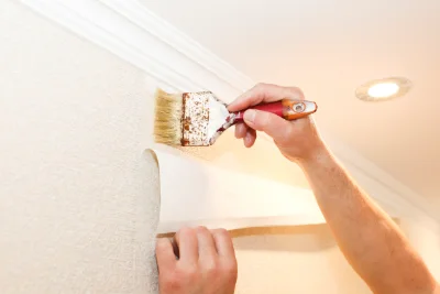 Pose de papier peint à Bourran — revêtements muraux et toiles de verre